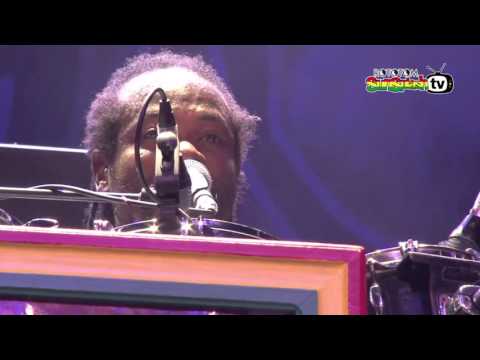 THE UPRISING ROOTS BAND Live  ROTOTOM 2015