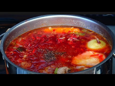 Tomek Strzelczyk's Red Hogweed / #Oddasztucha