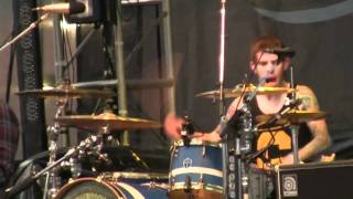 A Day to Remember - You Be Tails, I&#39;ll Be Sonic Live HD Bamboozle 2011