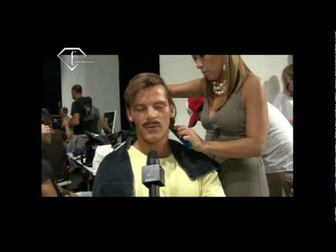 fashiontv | FTV.com - DIRK BIKKEMBERGS BACKSTAGE MILAN MEN S/S 2009