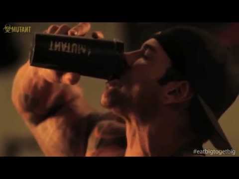 BODYBUILDING MOTIVATION - EAT BIG TO GET BIG !