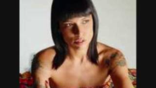 Clara Moreno -  Feminina (Bambino & Samba Mix)