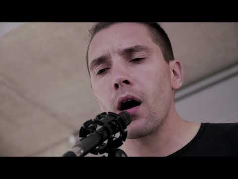 TONN Liveworks - Me and a Box