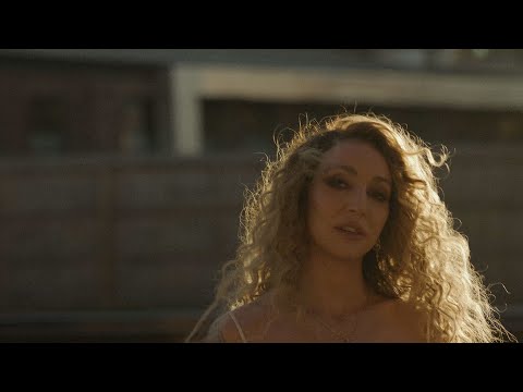 Ashley Monroe - I Like Trains (Official Video)