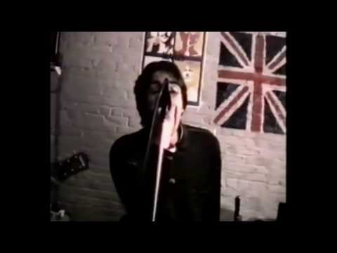 Oasis - All Around The World (1992 - Rehearsal)