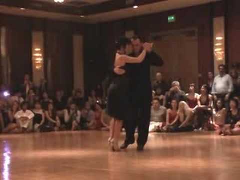  Esteban Moreno  and  Claudia Codega  are  dancing  to  the  tango  "  Bahia Blanca  "  by  Carlos di Sarli