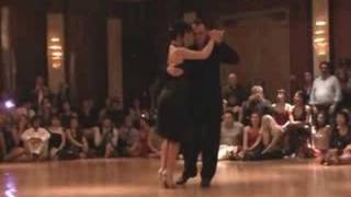 Esteban Moreno & Claudia Codega - Bahía Blanca (Carlos Di Sarli) - Nora's Tango Week 2008