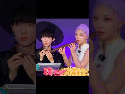 Korean Blood Sausage Kimbap Challenge #mukbang #kpopdemonhunters