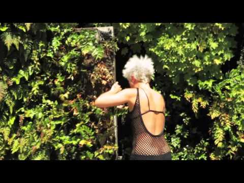 Deux feat Sheilah Cuffy - Diskout (Nu Disco Mix) OFFICIAL VIDEO