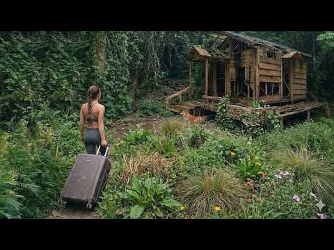 After 500 days, the young woman built a wooden house and lived amidst nature.