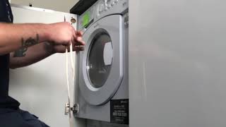 How to open a Broken washing machine door handle Open using a shoe lace