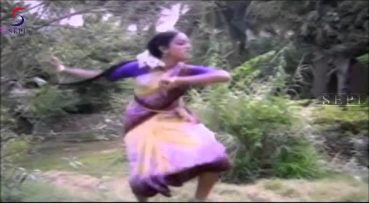 Thenpandi Mutharame Song Lyrics | Veetuku Oru Kannagi