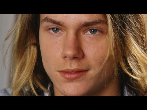Sad Details Found In River Phoenix's Autopsy Report