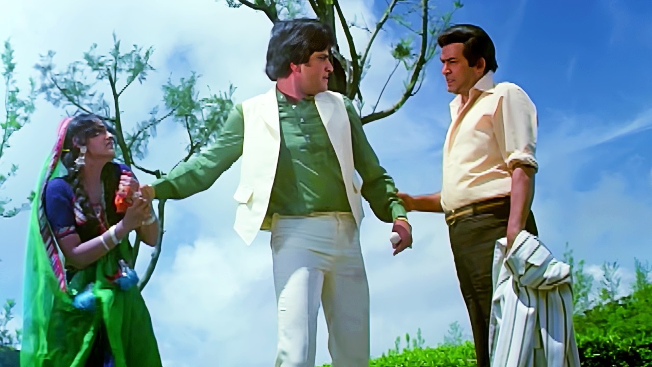 आज ये गंगा हमारे आंगन में बहेगी! 🔥 Jeetendra vs Sanjeev Kumar | Takkar Action Scene