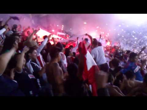 "La IRREVERENTE vs atlas 2014" Barra: La Irreverente &bull; Club: Chivas Guadalajara