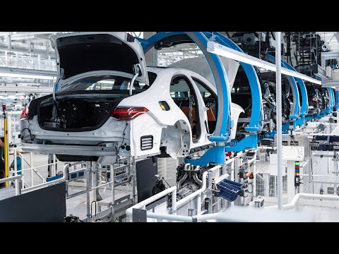 , title : 'Mercedes-Benz Production | New S-Class (W223) Manufacturing | Factory 56 Sindelfingen | 2021 |'