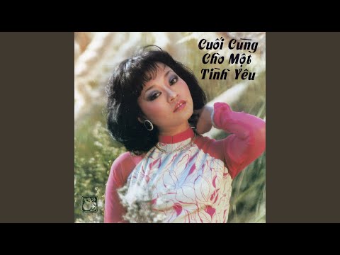 Thể hiện bởi Hương Lan