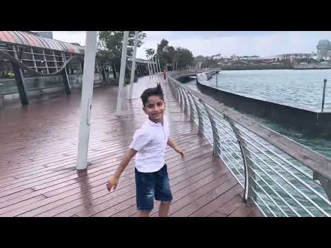 Vashu & Vaishnavi have fun at Harbour frond and  Santosa Beach