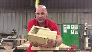 Looking at different types of lids for wooden boxes