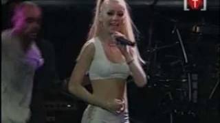 Christina Aguilera - When You Put Your Hands On Me live