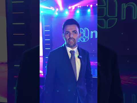 چاولہ گرین موٹرز کے سی ای او جناب احمد چاولہ، ڈونگ فینگ باکس کی لانچنگ تقریب میں اپنی بصیرتیں شیئر کر رہے ہیں