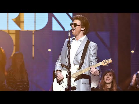 Anne Igartiburu imita a F.R. David en 'Words' - Tu Cara Me Suena