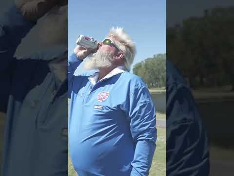How to warm up for a round of golf with John Daly
