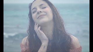 Vida Music Video
