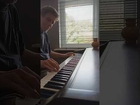 Piano-Anfänger versucht "Lobe den Herren"