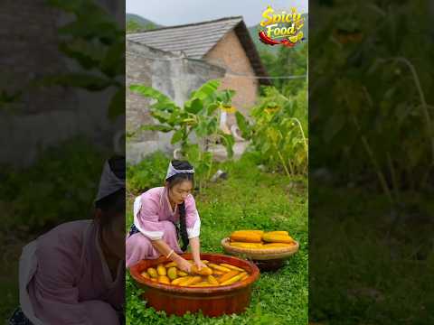 खेत से सीधे थाली तक: पुराने खीरे की ऐसी रेसिपी आपने पहले कभी नहीं देखी होगी! 🥒🔥