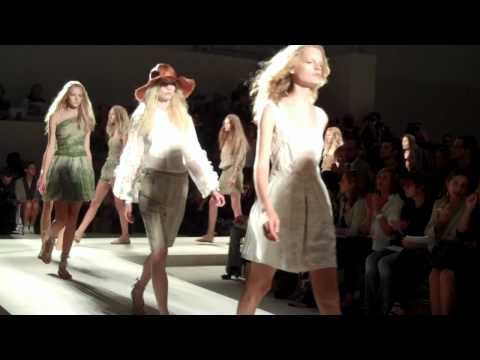 Alberta Ferretti Spring 2011