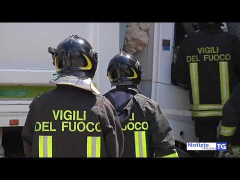 2018-06-04 CARMIGNANO - FURGONE ALIA DISTRUGGE FACCIATA PIEVE SAN MICHELE