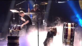 Imagine Dragons - Demons & Radioactive (Live At AMA's)