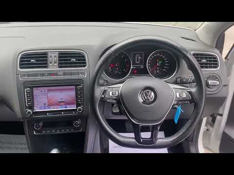 Volkswagen Polo COMFORT LINE * 1.2 * AUTOMATIC * S - Image 2