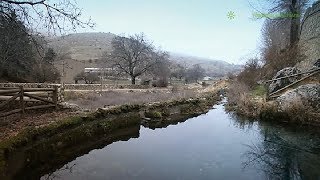 preview picture of video 'Nacimiento del río Segura y Refugio Rural del Segura en Pontones (Jaén).'