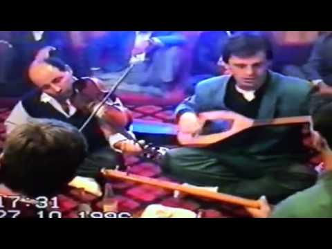 Vellezerit Xhavit dhe Fatmir Nimanaj (Fatmiri tani Deshmor)  - Kenge per Mentor Tolaj