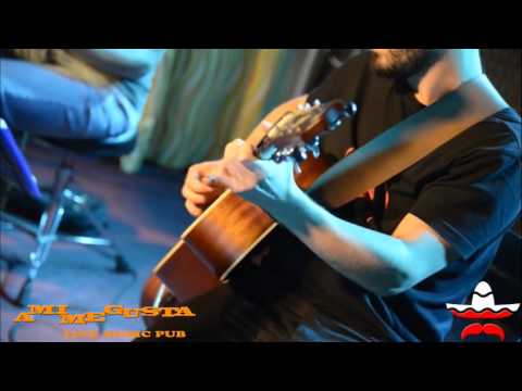 Akira Manera - "Can't help falling in love"