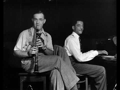 The BENNY GOODMAN QUARTET in NEW ORLEANS: TEDDY WILSON, SID WEISS, MOREY FELD (October 4 or 5, 1944)