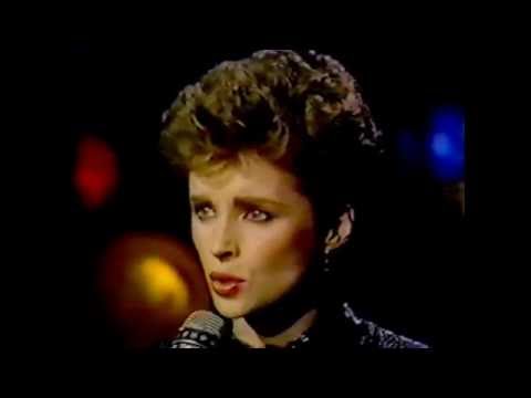 Sheena Easton - Almost Over You (Tonight Show '84)