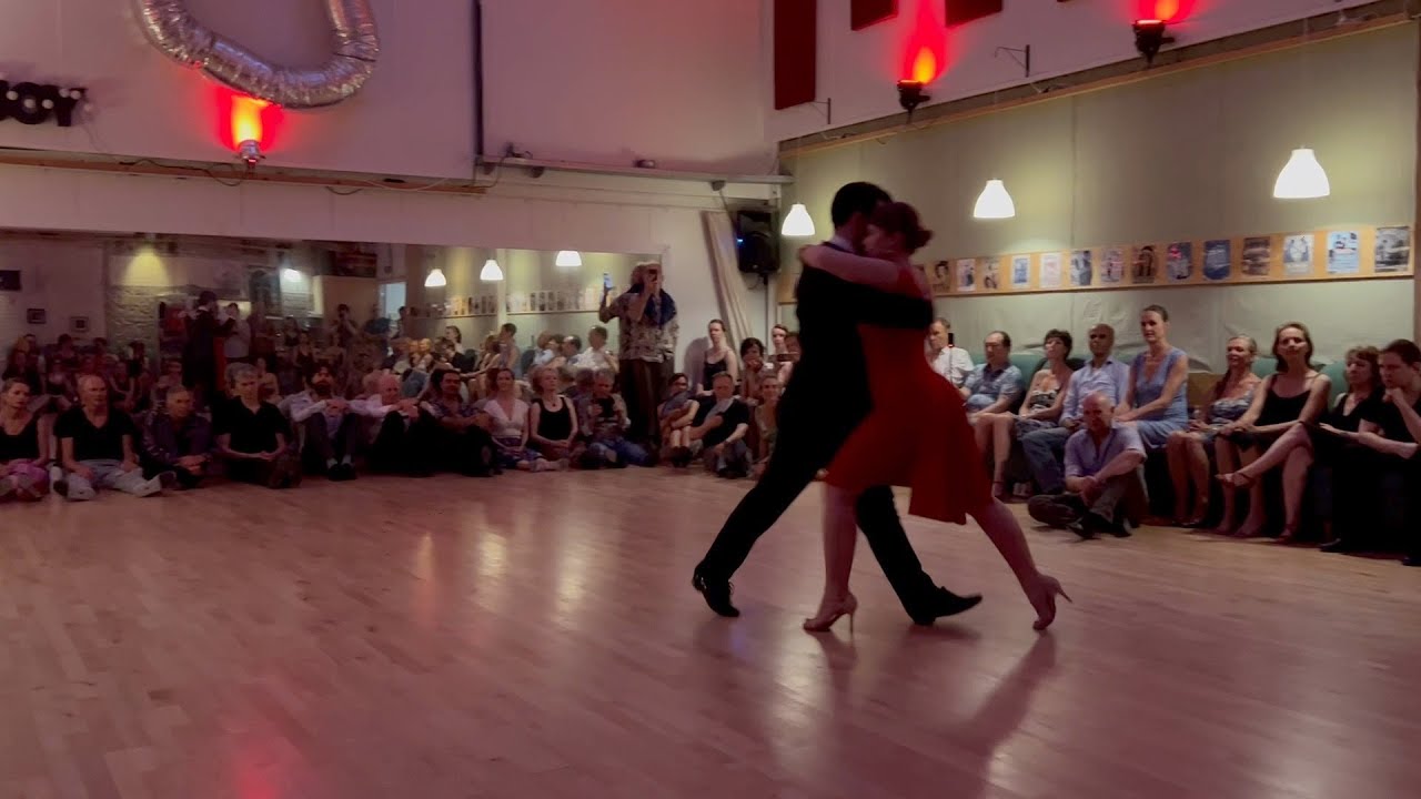 Maja Petrović  & Marko Miljević  - "Lluvia de abril" - Caló & Iriarte - 1/4