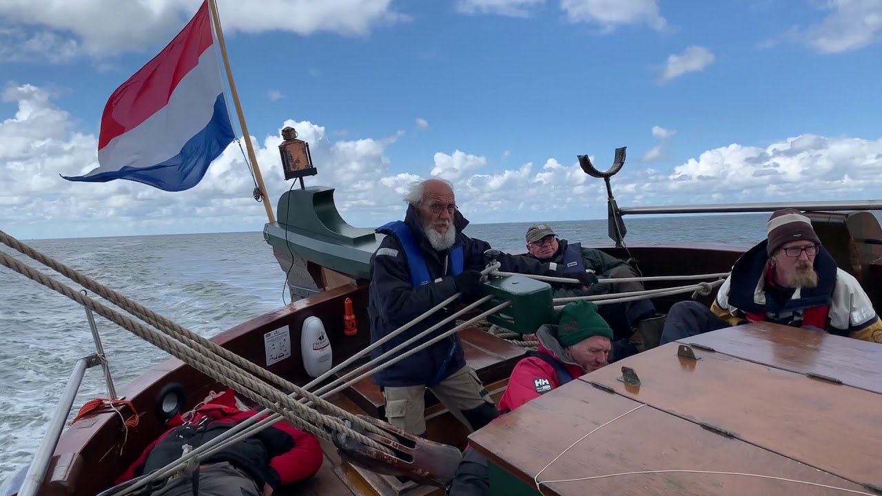 PALINGAAK CREW KLAAR VOOR NOORDZEE OVERSTEEK + video