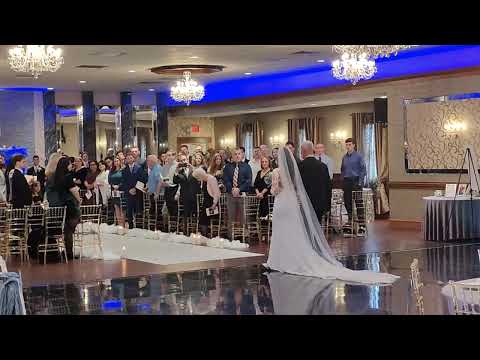 Touch of Excellence Hall indoor ceremony.