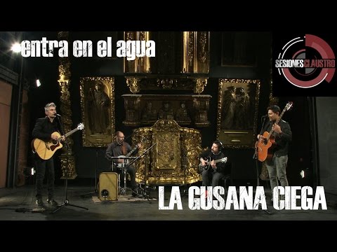 Entra En El Agua video