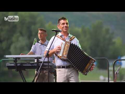 Heligonkári Feješovci: Vozí gazda, vozí hlinu (mix)