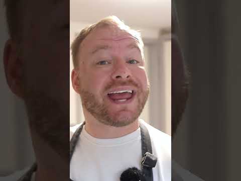 Better Than Any Bakery – My Fool-proof Lemon Drizzle Cake Recipe!