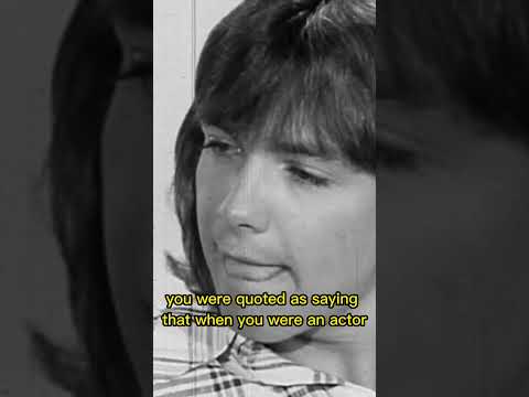 Pop legend #DavidCassidy talking about seeing his fans while flying to Australia back in the ‘70s.