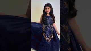 فستان الأميرة الكحلي