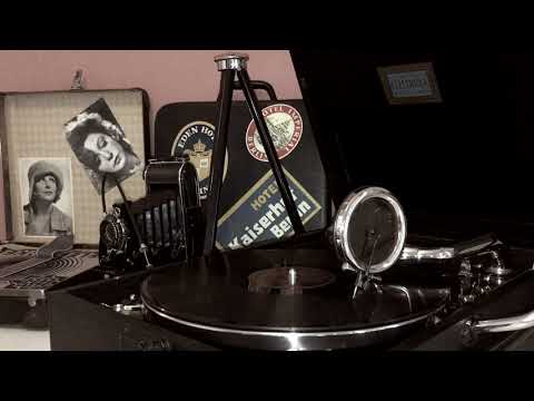 Glenn Miller & His Orchestra - "American Patrol" 1942