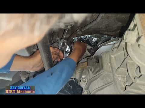 TOYOTA HI-ACE; Change oil and flushing. | DIRT MECHANIC
