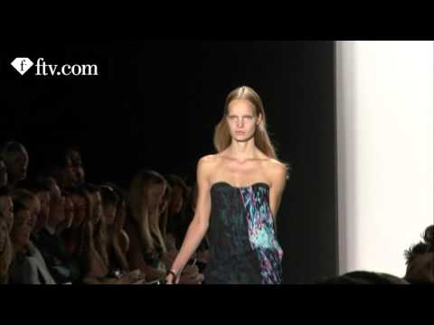 NY FW S/S 10 -BCBG MAX AZRIA SHOW